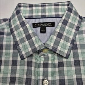 Banana Republic Casual Green and Gray Button Down Shirt